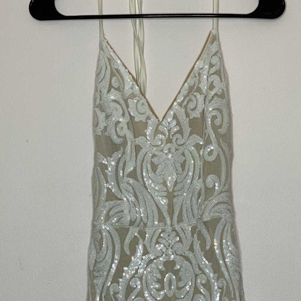 Windsor Meg Formal Sequin Halter Dress White Sz M - Picture 5 of 15